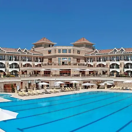 Gardens & Hotel 5*