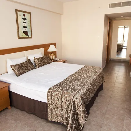 Gardens & Otel 5*